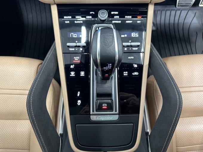 2025 Porsche Cayenne