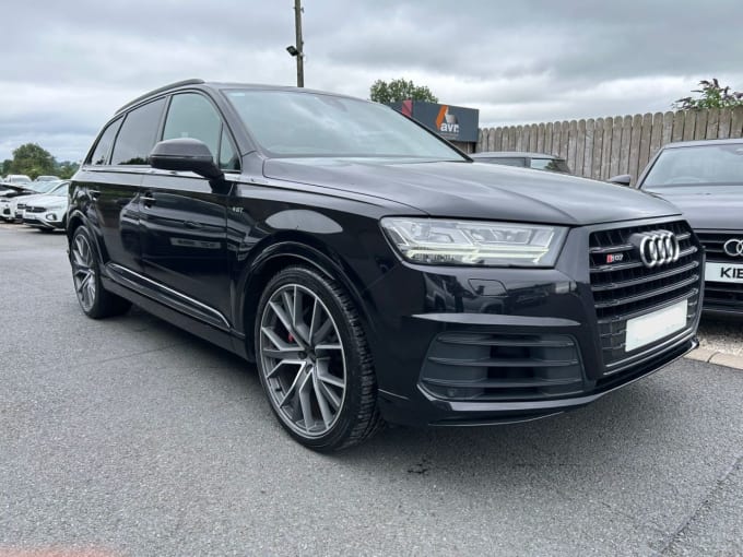 2025 Audi Sq7