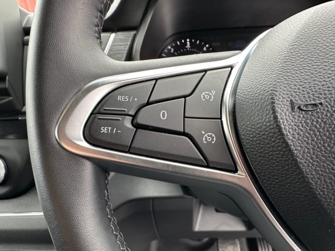 2025 Renault Trafic