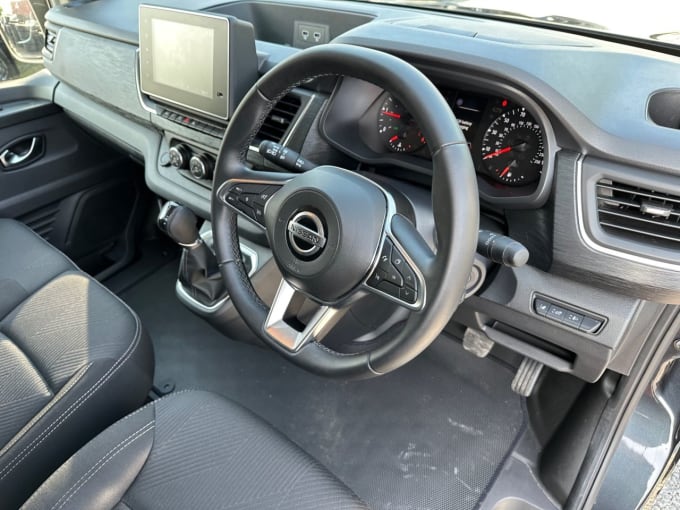 2025 Nissan Primastar