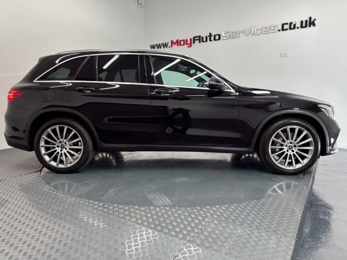 2025 Mercedes-benz Glc