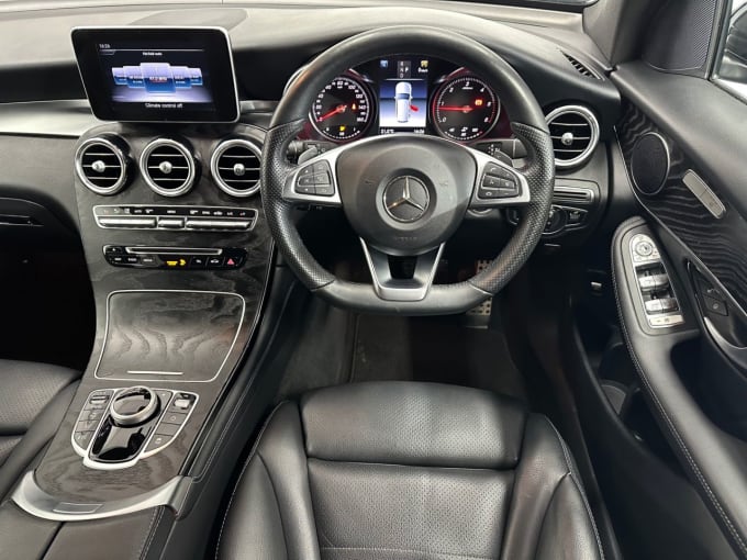 2025 Mercedes-benz Glc
