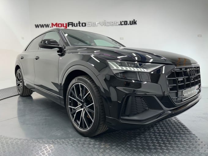 2025 Audi Q8