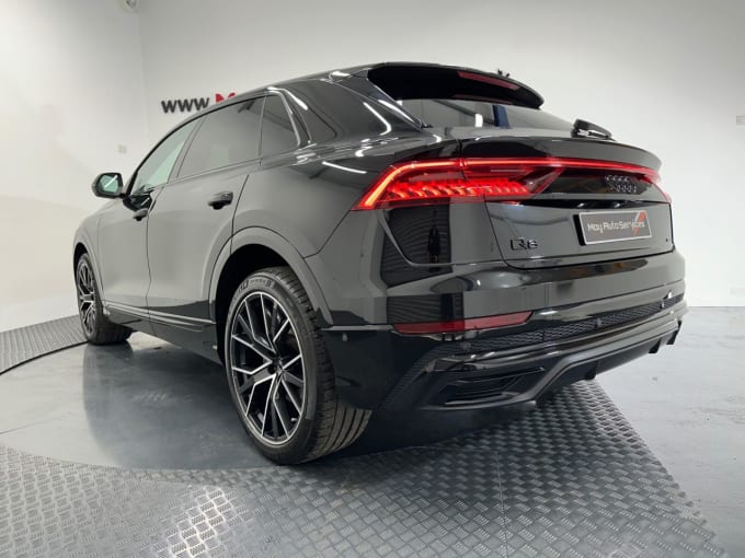 2025 Audi Q8