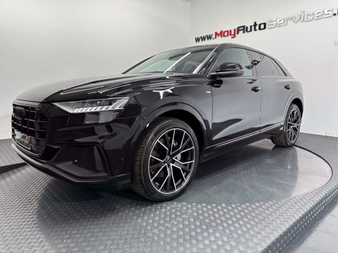 2025 Audi Q8
