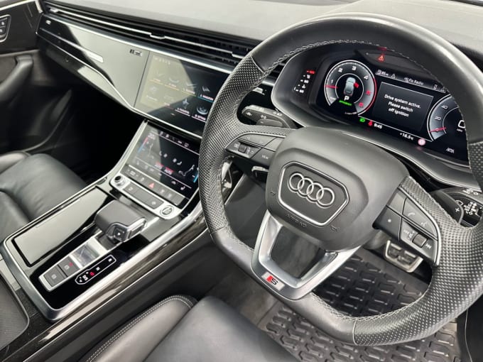 2022 Audi Q7