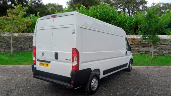 2024 Peugeot Boxer