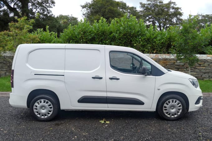 2024 Vauxhall Combo