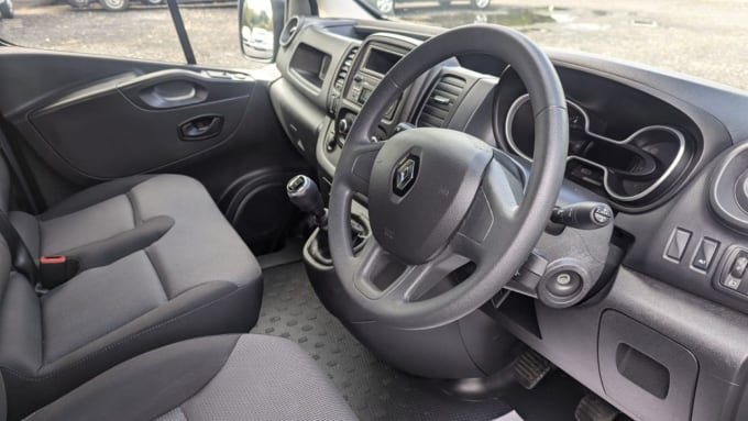 2025 Renault Trafic