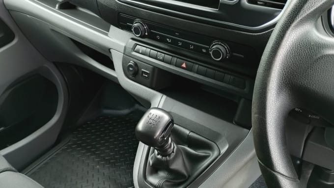 2025 Ford Transit Connect