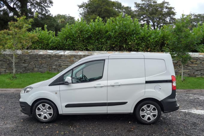 2024 Ford Transit Courier