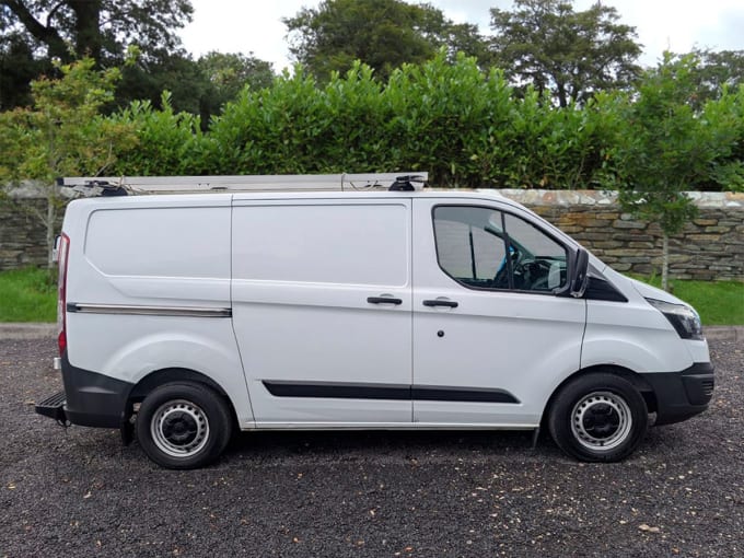 2025 Ford Transit Custom