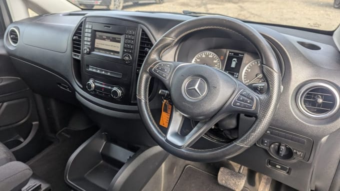 2025 Mercedes-benz Vito