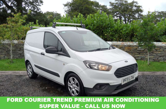 2025 Ford Transit Courier