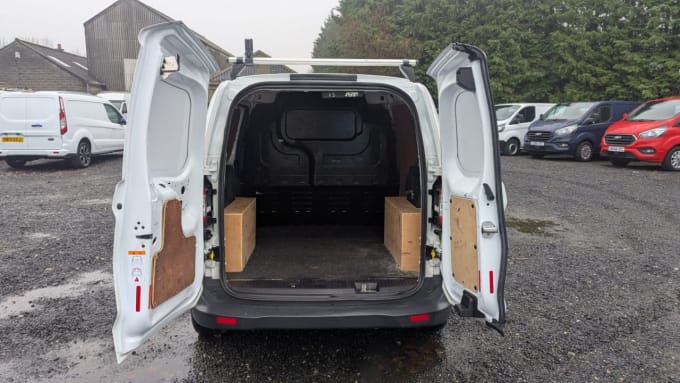 2025 Ford Transit Courier