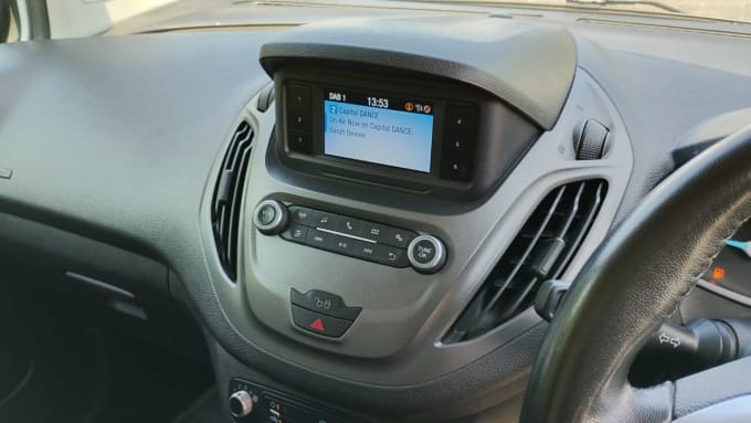 2025 Ford Transit Courier