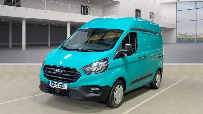 2025 Ford Transit Custom