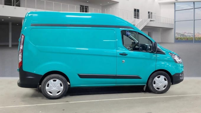 2025 Ford Transit Custom