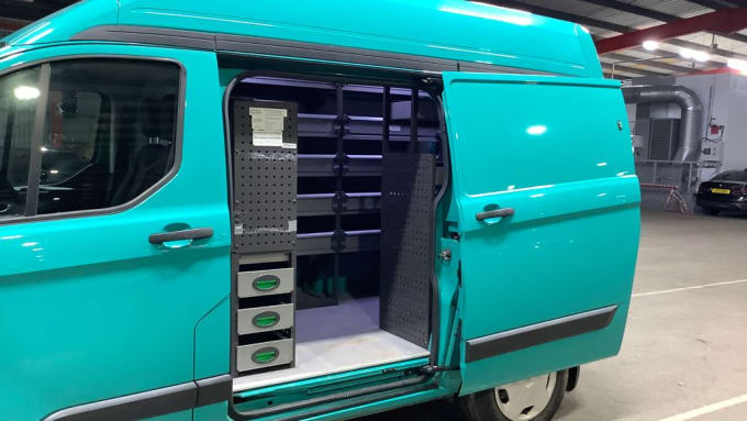 2025 Ford Transit Custom