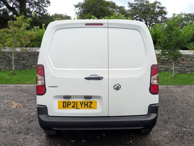 2025 Vauxhall Combo