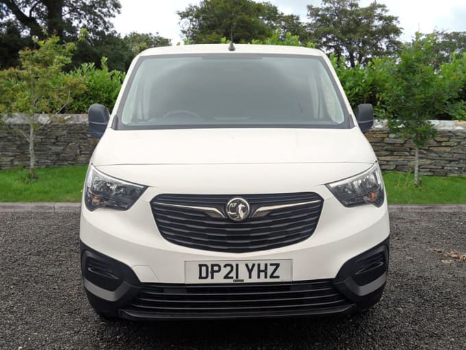 2025 Vauxhall Combo