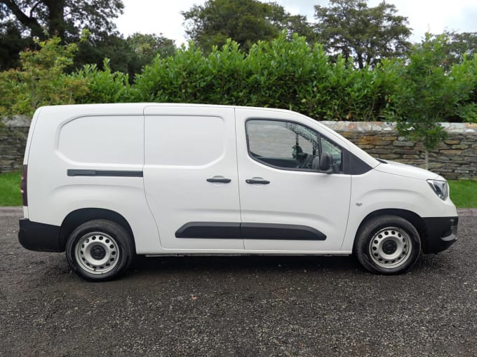 2025 Vauxhall Combo