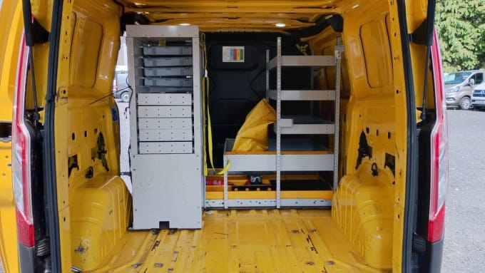 2025 Ford Transit Custom