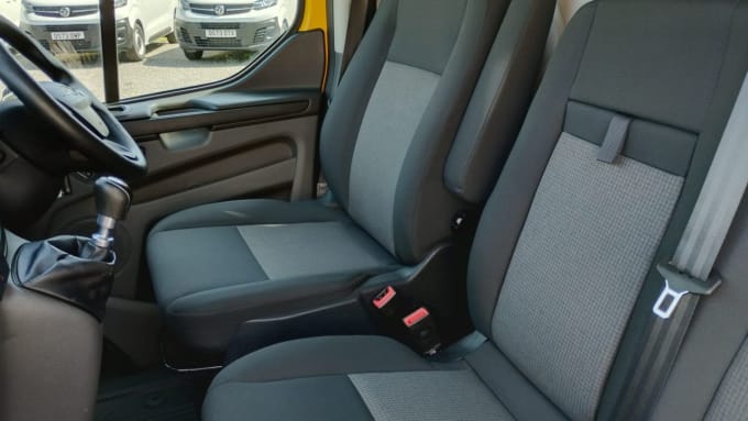 2025 Ford Transit Custom
