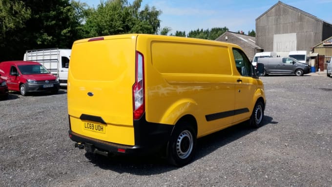 2025 Ford Transit Custom