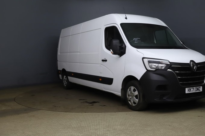 2025 Renault Master