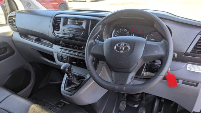2025 Toyota Proace