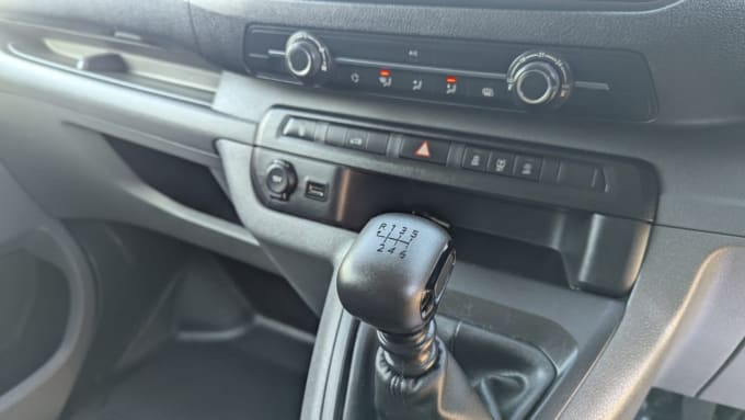 2025 Toyota Proace