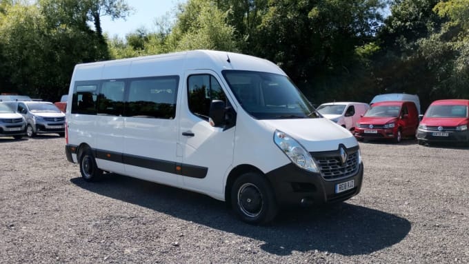 2025 Renault Master