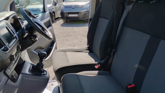 2021 Vauxhall Vivaro