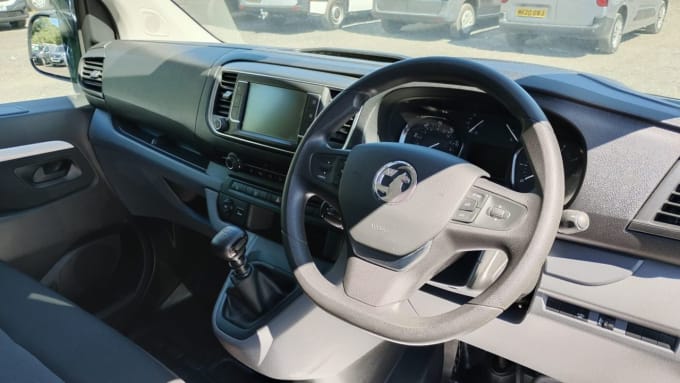 2021 Vauxhall Vivaro