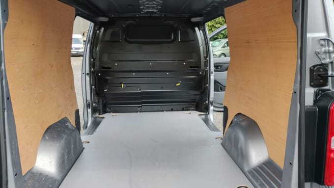 2025 Vauxhall Vivaro