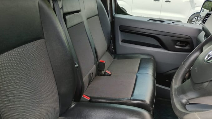 2025 Vauxhall Vivaro