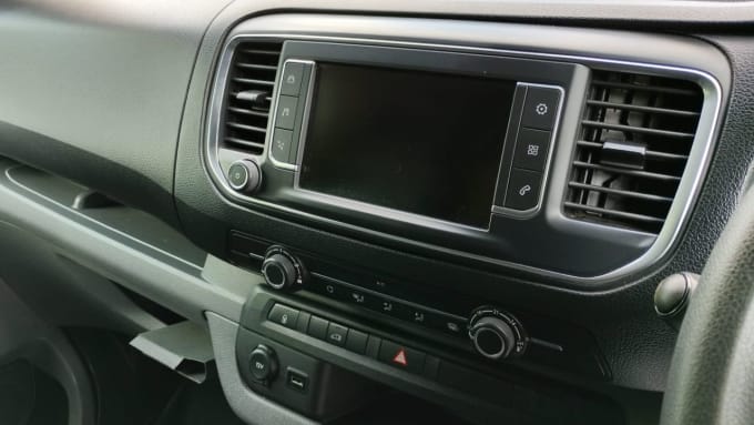 2025 Vauxhall Vivaro