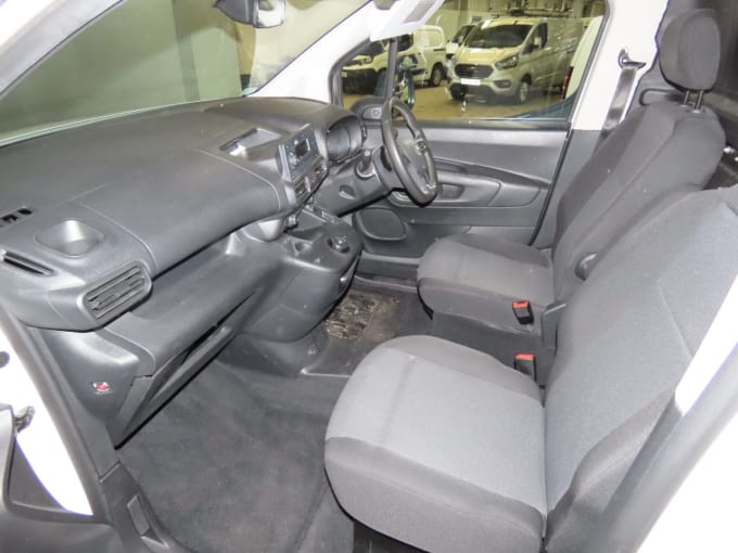 2025 Vauxhall Combo