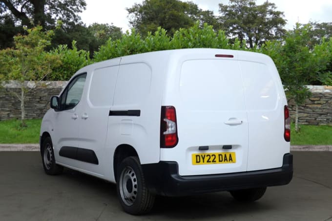 2025 Vauxhall Combo