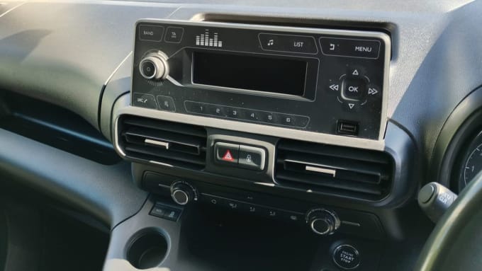 2025 Vauxhall Combo