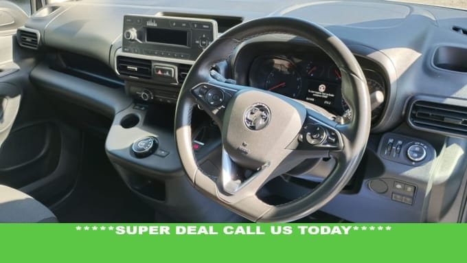 2025 Vauxhall Combo