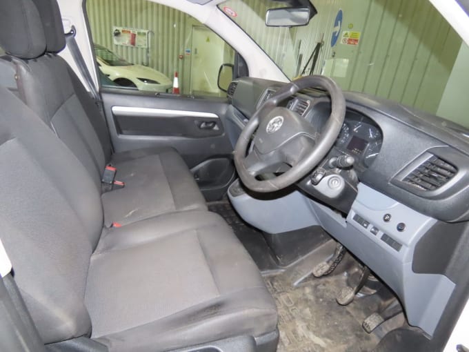 2025 Vauxhall Vivaro