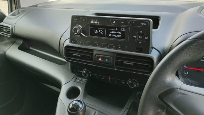 2025 Vauxhall Combo