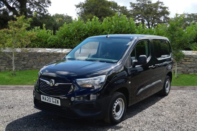 2025 Vauxhall Combo