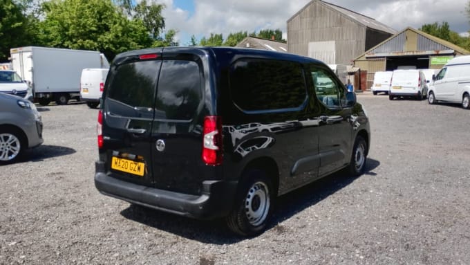 2025 Vauxhall Combo