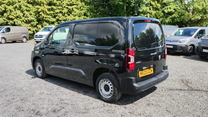2025 Vauxhall Combo