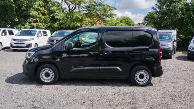 2025 Vauxhall Combo