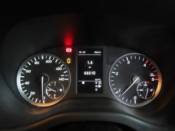 2025 Mercedes-benz Vito