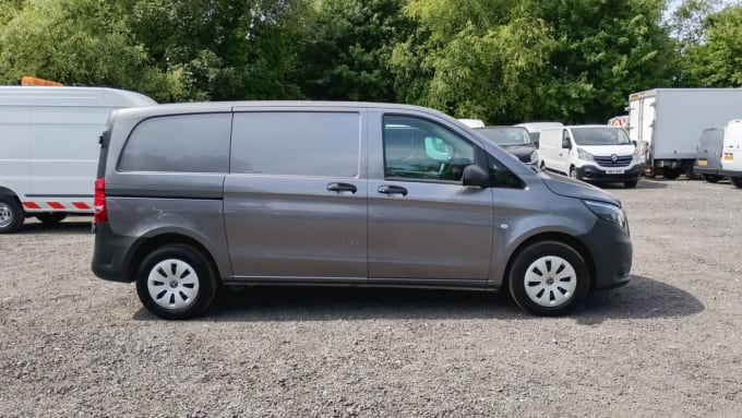 2025 Mercedes-benz Vito